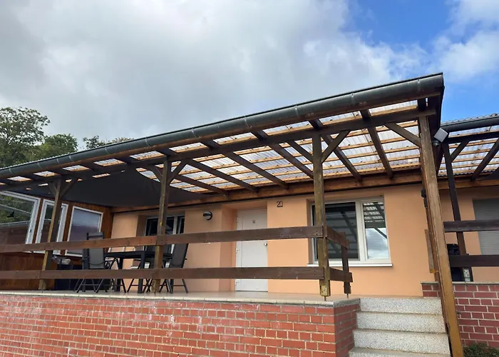 Feriehus Mit Terrasse In *